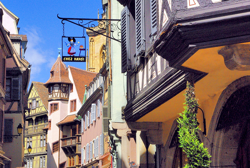 Towns in Alsace - Colmar © French Moments