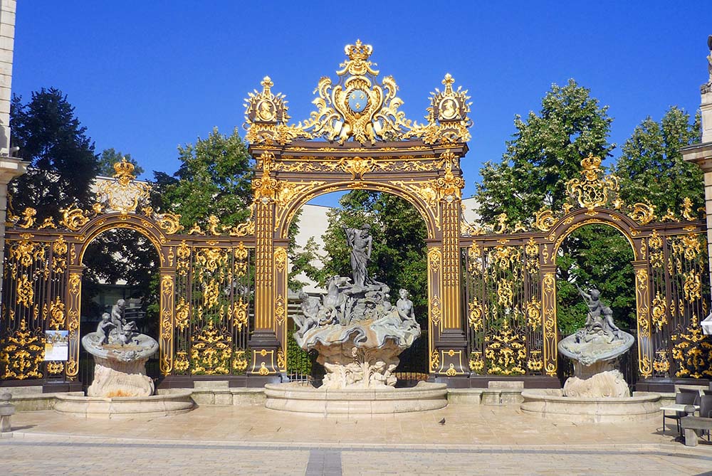 Fountain of Neptune, Place Stanislas, Nancy © French Moments