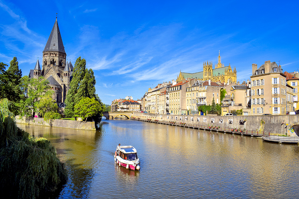 Towns in Lorraine - Metz © French Moments