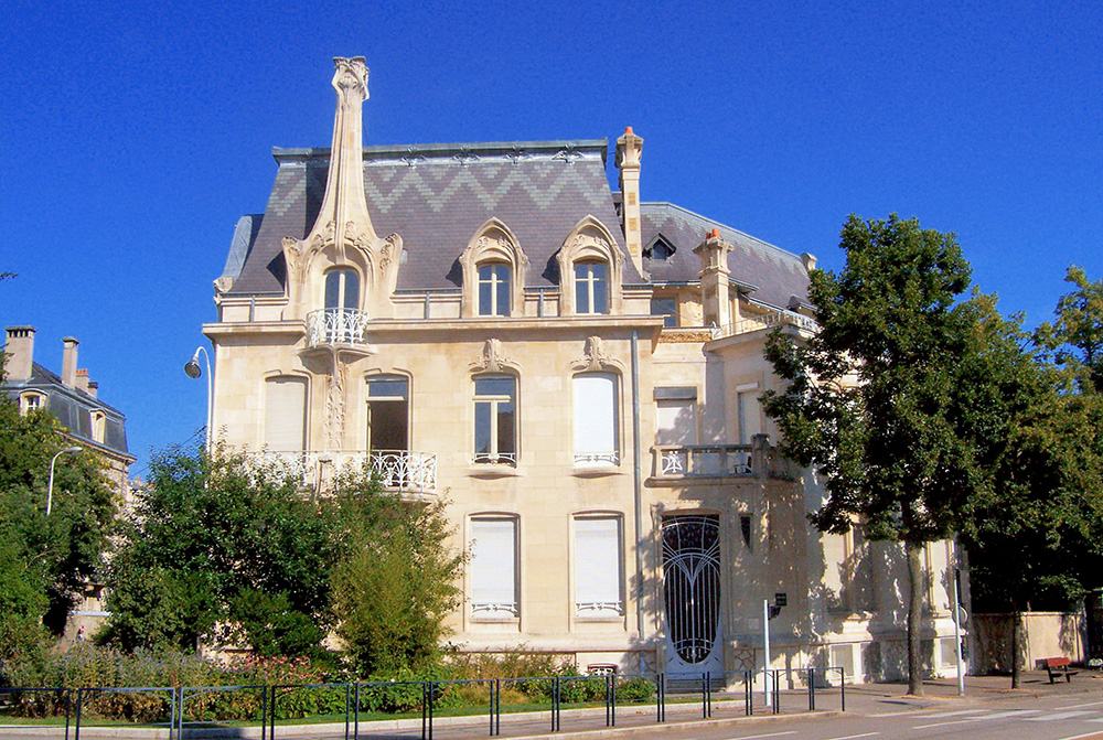 Art Nouveau building in Nancy © French Moments