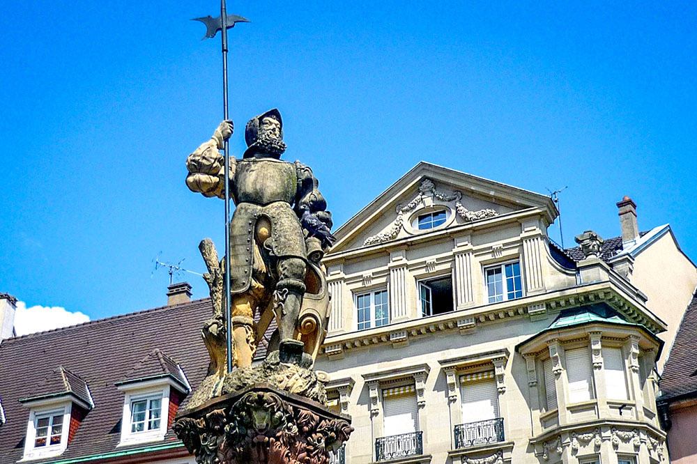 Place de la Réunion in Mulhouse © French Moments