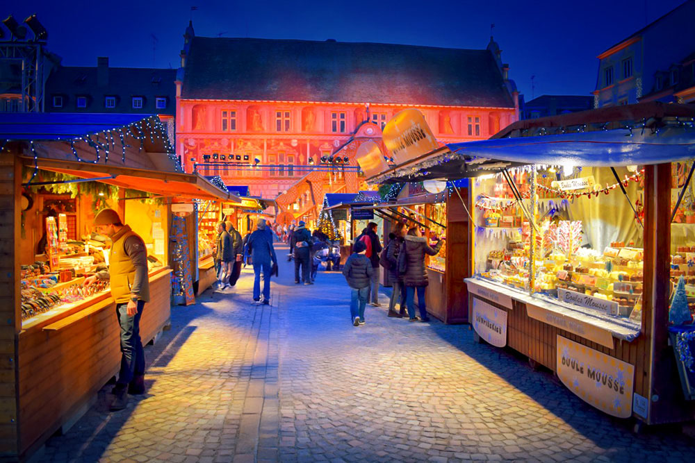 Mulhouse Christmas Market on Place de la Réunion © French Moments