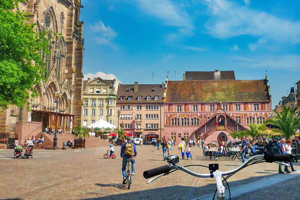 Cycling in Mulhouse © French Moments