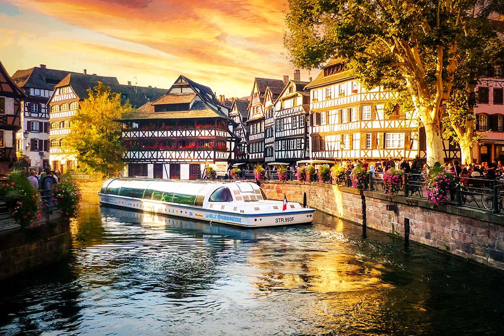 Planning Your First Alsace Trip - Strasbourg © French Moments