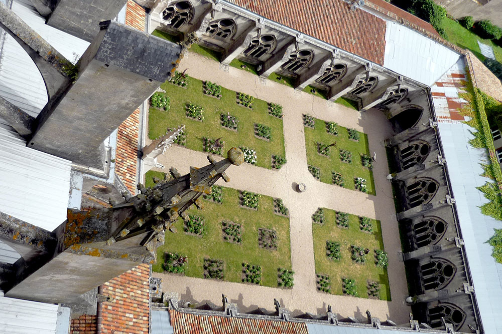 Cloisters in Lorraine - Toul Cathedral © French Moments