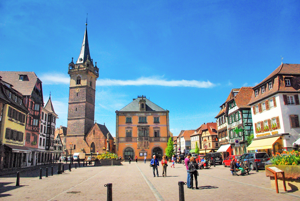 Alsace Cities for Architecture Lovers - Place du Marché, Obernai © French Moments