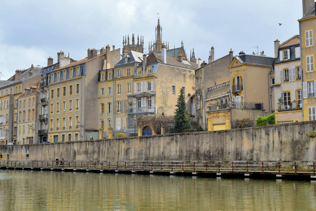 Solar boat cruise in Metz © French Moments
